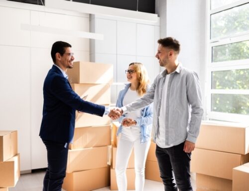 ¿Buscas ayuda de un asesor inmobiliario profesional y eficaz?